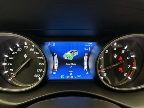 Used 2018 Maserati Levante GranSport AWD/4WD image 14