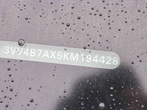 Used 2019 Volkswagen Tiguan SEL Premium R-Line image 28