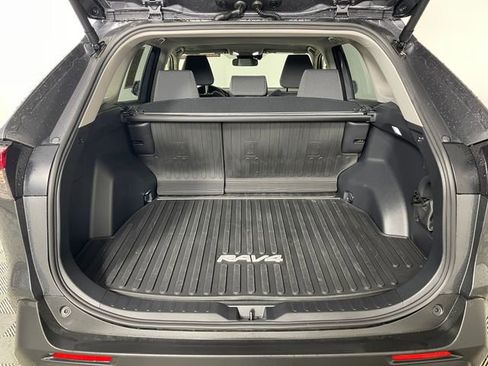 Used 2025 Toyota RAV4 XLE w/ Convenience Package image 14