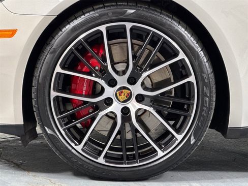 Certified 2023 Porsche Panamera 4S image 32