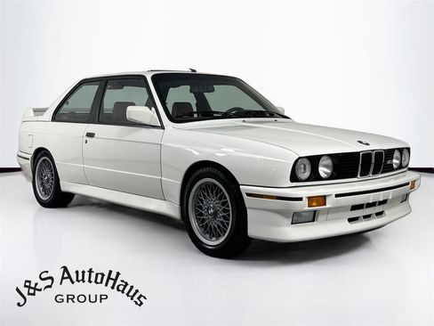 Used 1988 BMW M3 Coupe RWD image 1