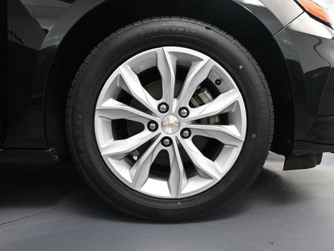 Used 2023 Chevrolet Malibu LT FWD image 14