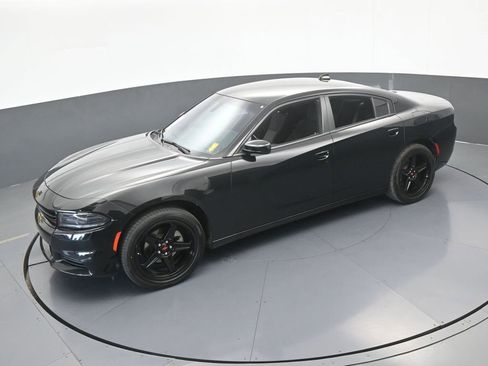 Used 2023 Dodge Charger SXT RWD image 41
