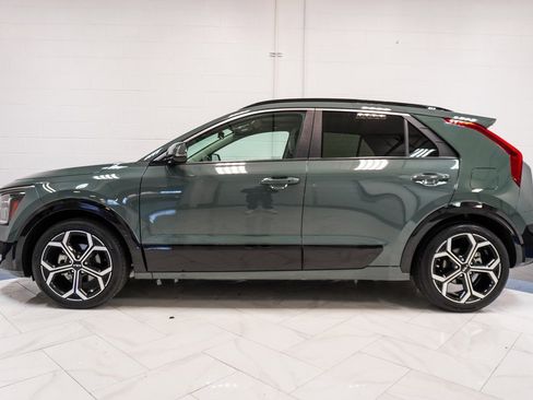 Used 2023 Kia Niro EX Touring image 36