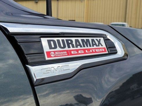 Used 2021 GMC Sierra 2500 Denali w/ Technology Package image 6