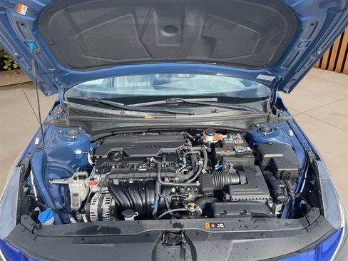 Used 2023 Hyundai Elantra SEL w/ Convenience Package FWD image 20