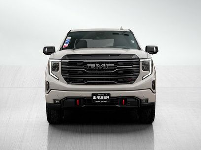New 2026 GMC Sierra 1500 AT4 w/ AT4 Premium Package