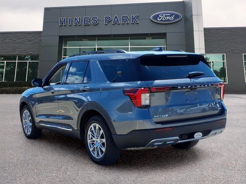Used 2025 Ford Explorer Active w/ Active Comfort Package AWD/4WD image 5