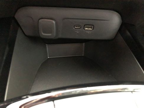 Used 2025 Chevrolet Trax LT w/ Driver Confidence Package FWD image 22