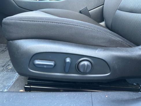 Used 2024 Chevrolet Malibu LT FWD image 11