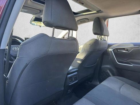 Used 2021 Toyota RAV4 XLE image 25