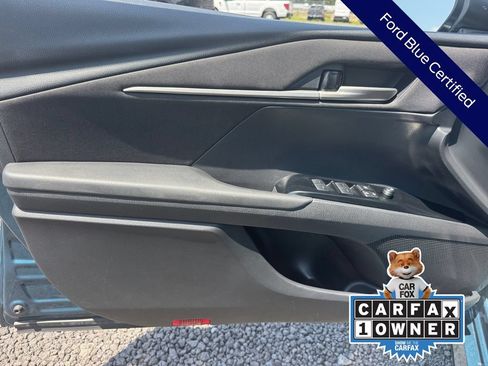 Used 2025 Toyota Camry LE FWD image 34