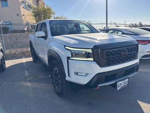 Used 2024 Nissan Frontier Pro-X image 4