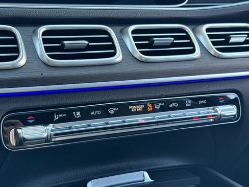 Used 2025 Mercedes-Benz GLE 350 4MATIC image 26