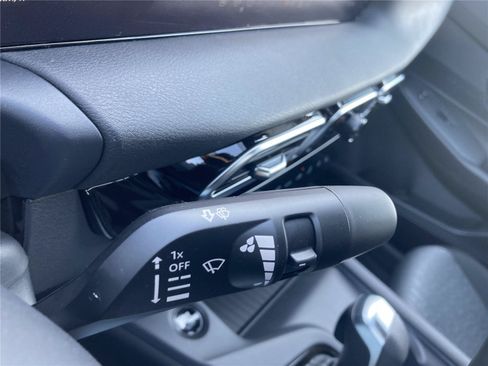 New 2026 Nissan Sentra SV w/ SV Convenience Package FWD image 21