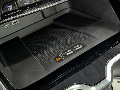 New 2026 Chevrolet Traverse LT image 26