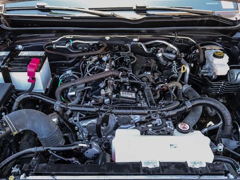 Used 2024 Toyota Tacoma SR5 RWD image 27