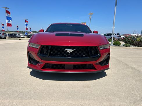 Used 2024 Ford Mustang GT Premium RWD image 2