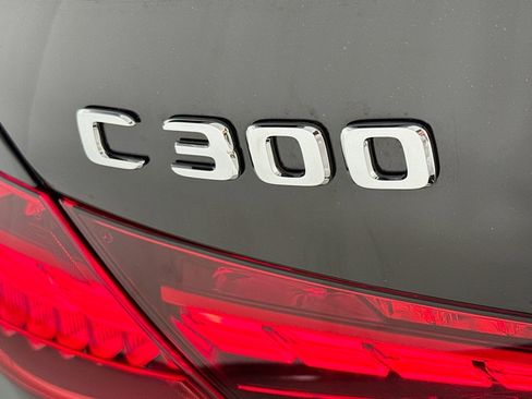 Used 2023 Mercedes-Benz C 300 Sedan image 9