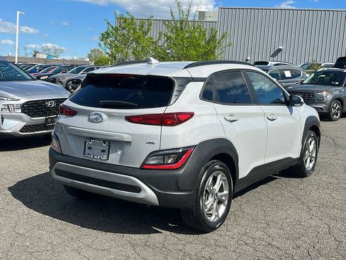 Used 2023 Hyundai Kona SEL AWD/4WD image 4