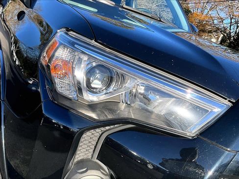 Certified 2021 Toyota 4Runner SR5 image 25