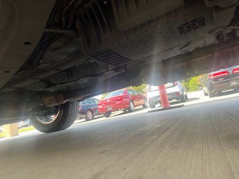 Used 2010 Ford Escape XLT image 26