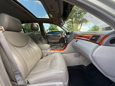 Used 2003 Lexus LS 430 RWD image 42