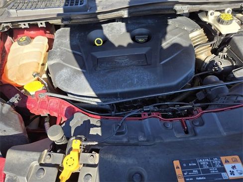 Used 2016 Ford Escape SE w/ SE Chrome Package image 19