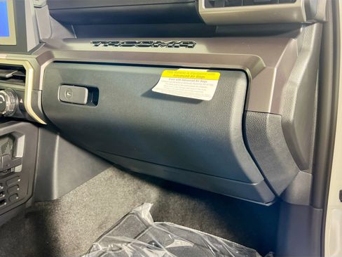 New 2025 Toyota Tacoma TRD Sport image 33