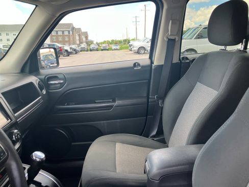 Used 2014 Jeep Patriot Sport w/ Power Value Group FWD image 10