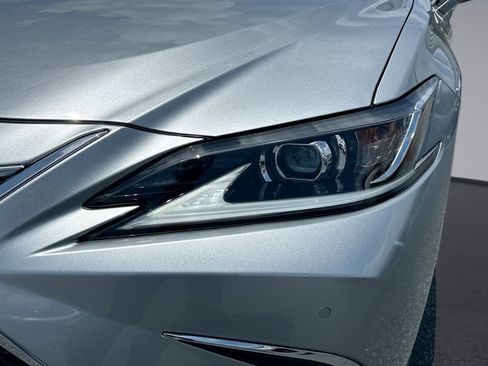 Used 2025 Lexus ES 350 w/ Premium Package FWD image 28