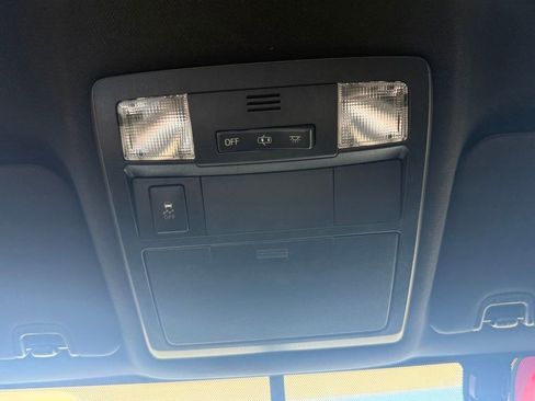 Used 2016 Toyota Tacoma TRD Sport w/ Towing Package image 34