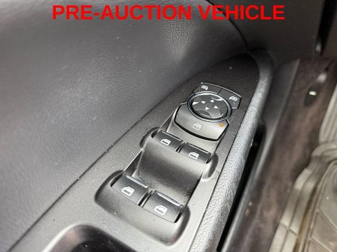 Used 2017 Ford Fusion SE w/ Fusion SE Technology Package FWD image 27