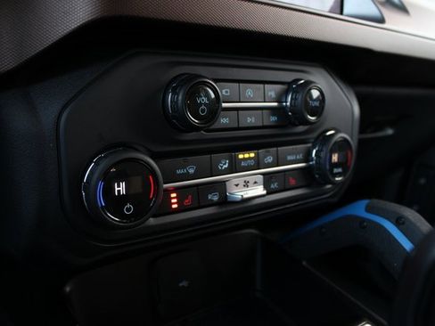 Used 2023 Ford Bronco Outer Banks image 6