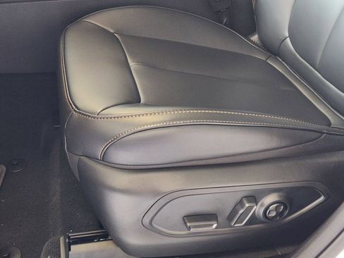 New 2026 Jeep Grand Cherokee Limited AWD/4WD image 19