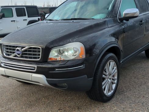 Used 2010 Volvo XC90 V8 image 11