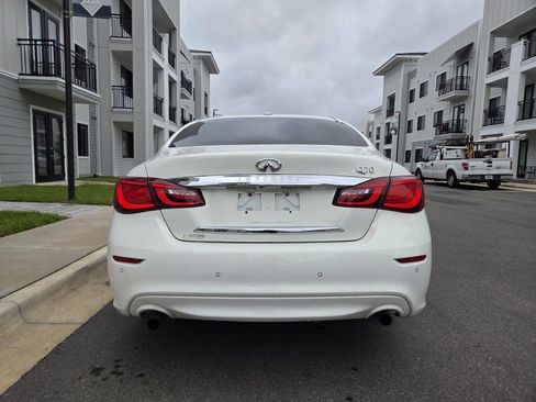 Used 2015 INFINITI Q70 3.7 RWD image 6