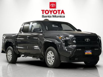New 2025 Toyota Tacoma SR5