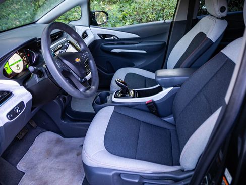 Used 2019 Chevrolet Bolt LT FWD image 27