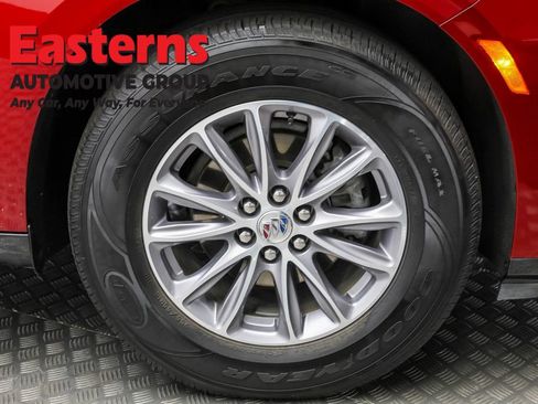 Used 2024 Buick Enclave Premium image 30