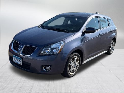 Used 2009 Pontiac Vibe AWD w/ Preferred Package image 3
