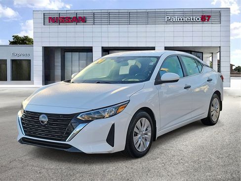 Certified 2024 Nissan Sentra S image 3