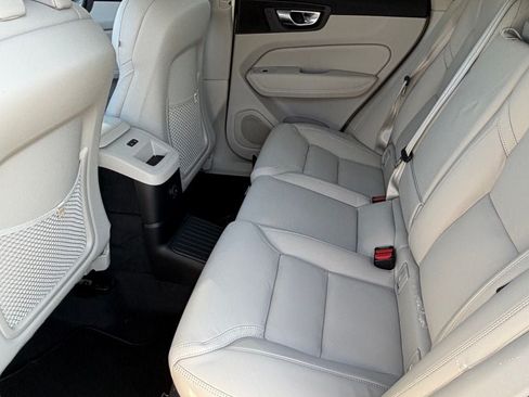 New 2026 Volvo XC60 T8 Ultra w/ Protection Package Premier AWD/4WD image 23