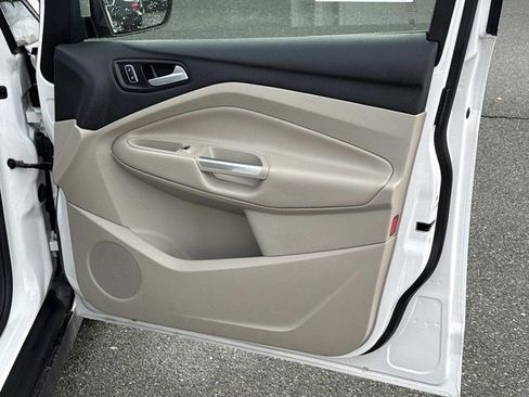 Used 2015 Ford C-MAX SEL w/ Equipment Group 302A image 8