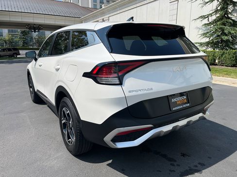 Used 2024 Kia Sportage LX image 28