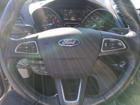 Used 2017 Ford Escape Titanium AWD/4WD image 12