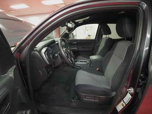 Certified 2022 Toyota Tacoma TRD Sport image 10