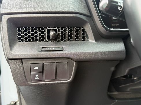 Certified 2025 Honda CR-V Sport-L image 16