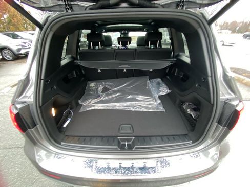 New 2026 Mercedes-Benz GLB 250 4MATIC image 15