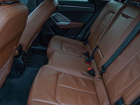 Certified 2025 Audi Q3 2.0T Premium w/ Convenience Package image 28